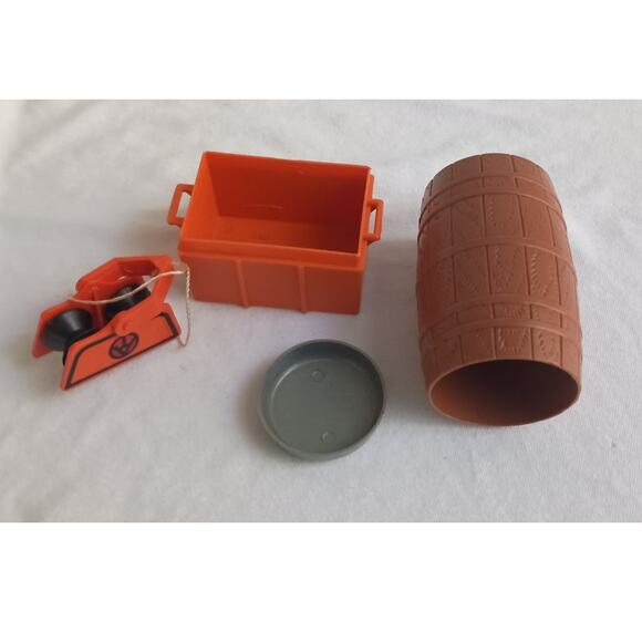 Vintage GI Joe 12 inch Doll Clothes and Accessories Lot Preowned Hasbro - Picture 5 of 7